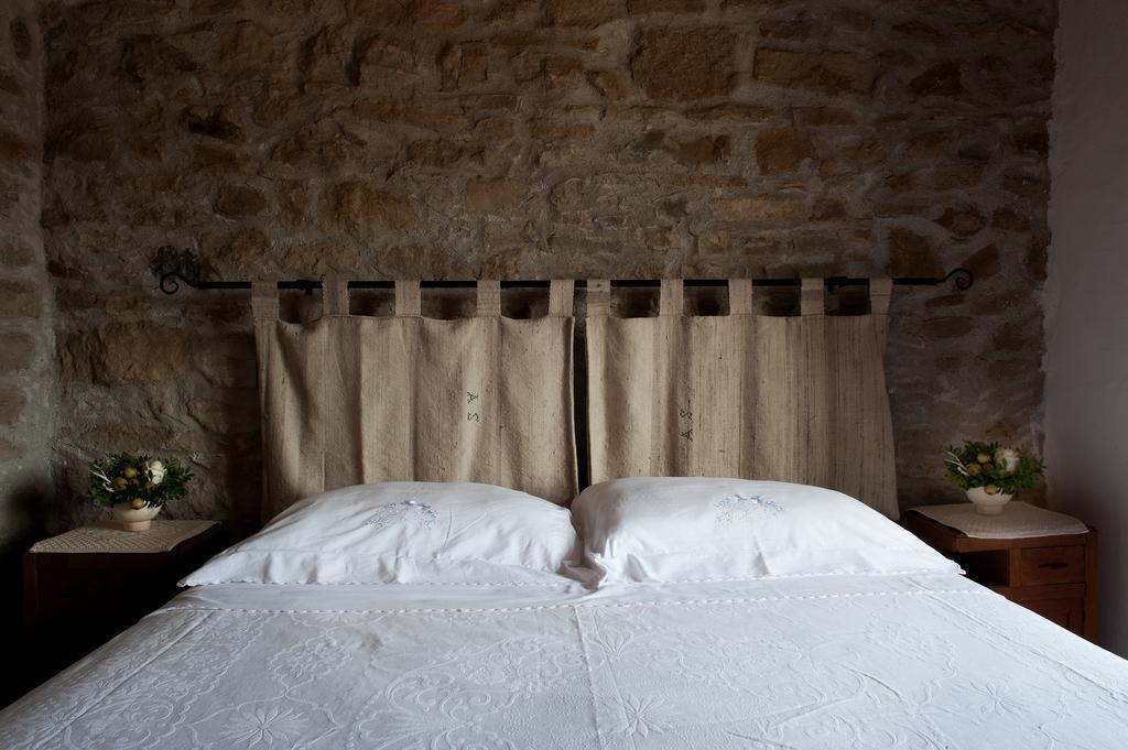 Domu Antiga Bed & Breakfast Gergei Luaran gambar